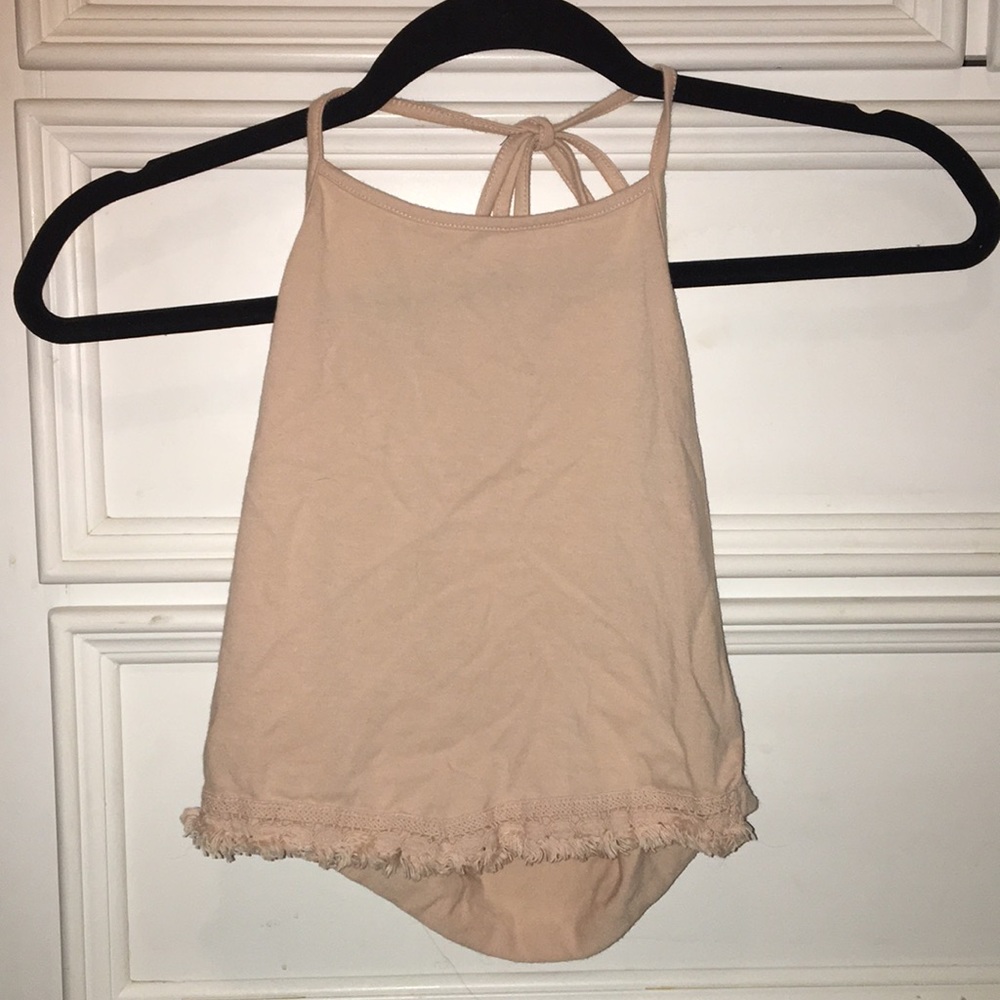 hick neck & open back cream/beige crop top